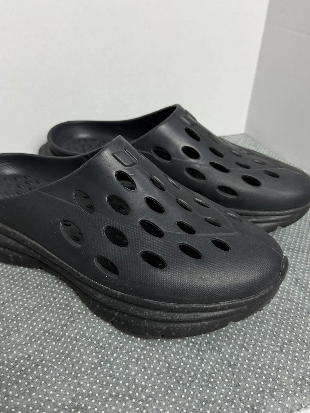 Kane Footwear comfortable black